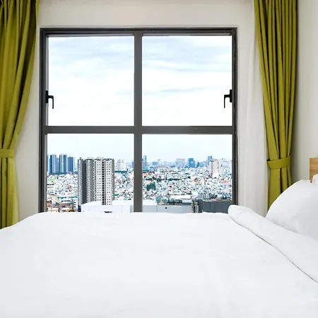 Saigon Royal Apartment 2 Bedrooms Amazing View For Over 30 Nights